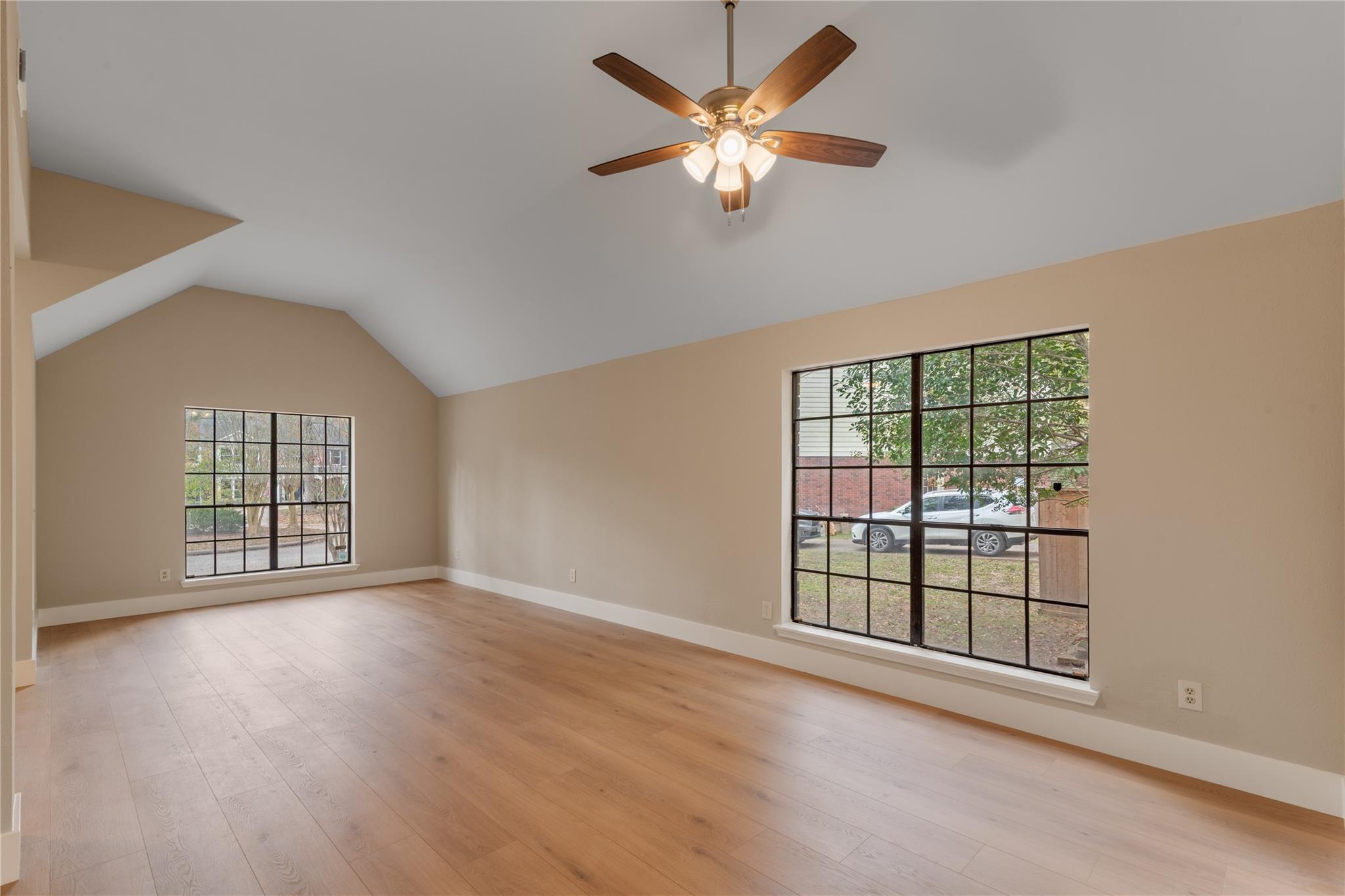 10 White Fawn Drive