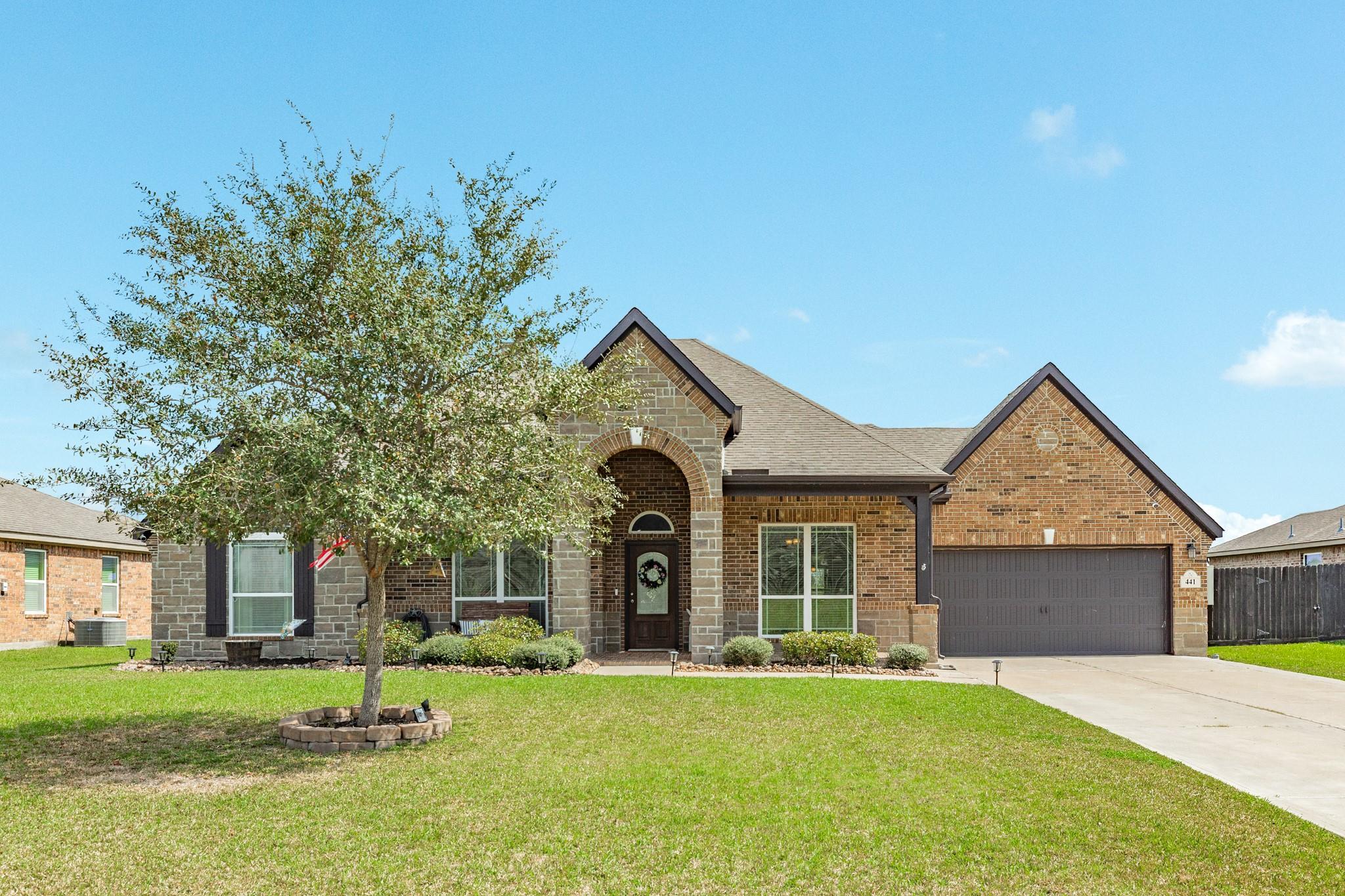 441 Twin Lakes Boulevard W