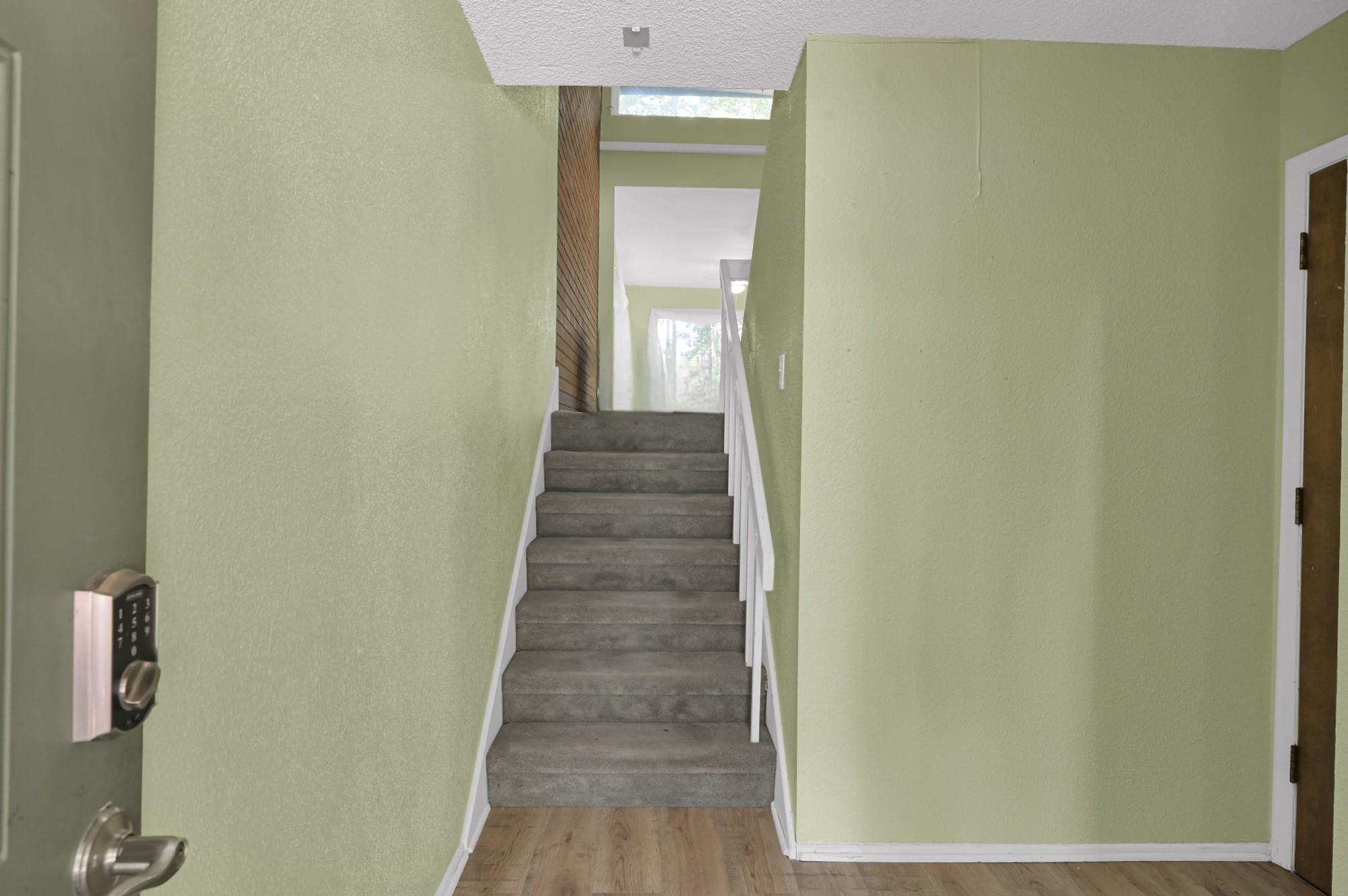 162 Villa Way