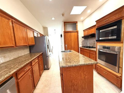 Tiny photo for 7110 W Mockingbird Lane, Pearland, TX 77584 (MLS # 50654752)