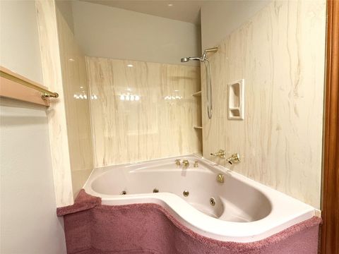 Tiny photo for 7110 W Mockingbird Lane, Pearland, TX 77584 (MLS # 50654752)