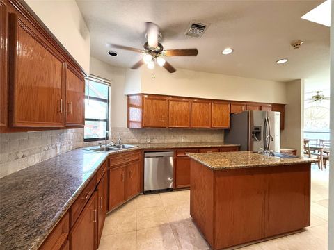 Tiny photo for 7110 W Mockingbird Lane, Pearland, TX 77584 (MLS # 50654752)
