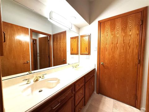 Tiny photo for 7110 W Mockingbird Lane, Pearland, TX 77584 (MLS # 50654752)