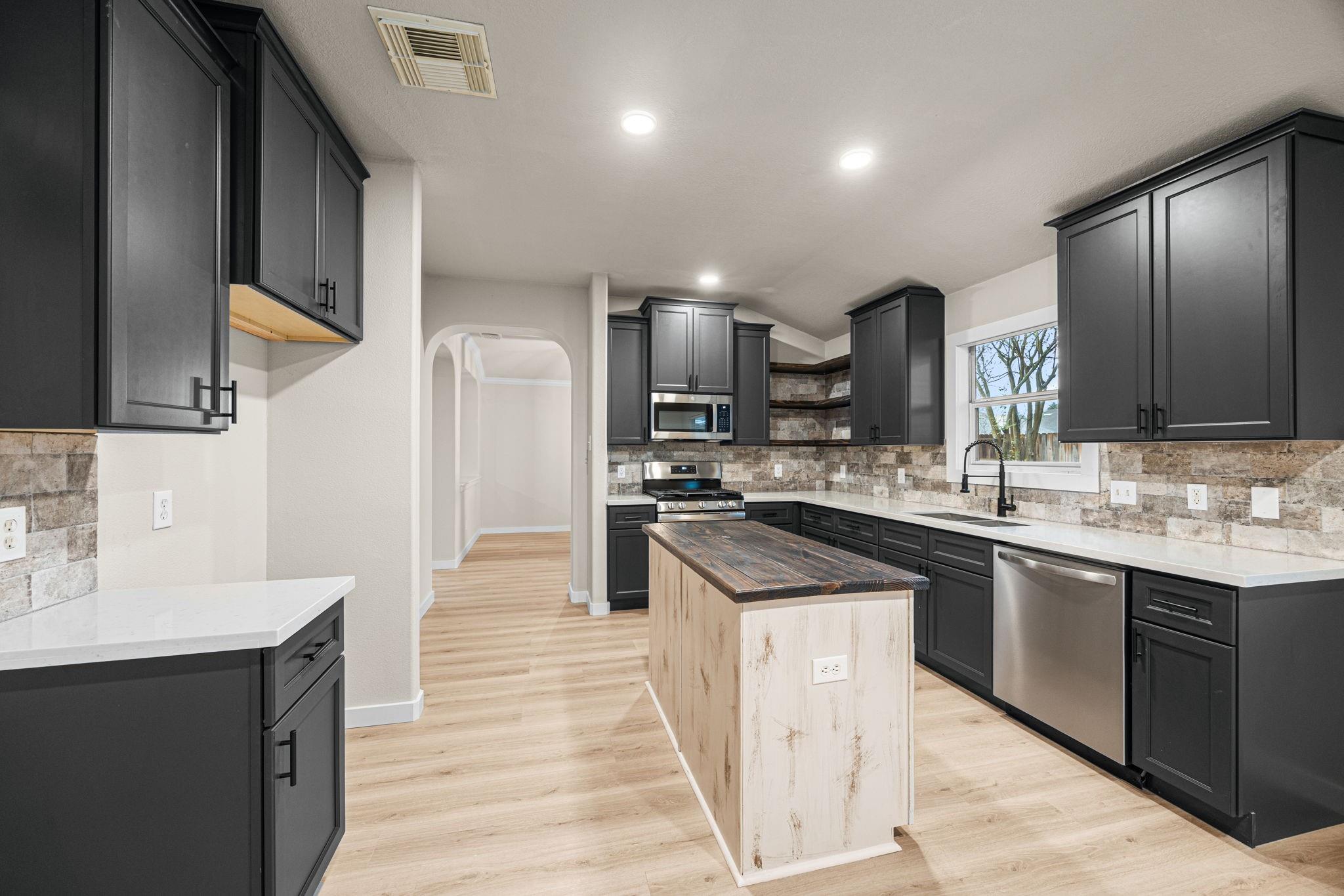 20014 Goldlake Drive