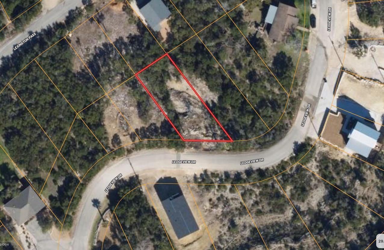Photo 1 of 6 — 583 Ledgeview Drive, Canyon Lake, TX 78133