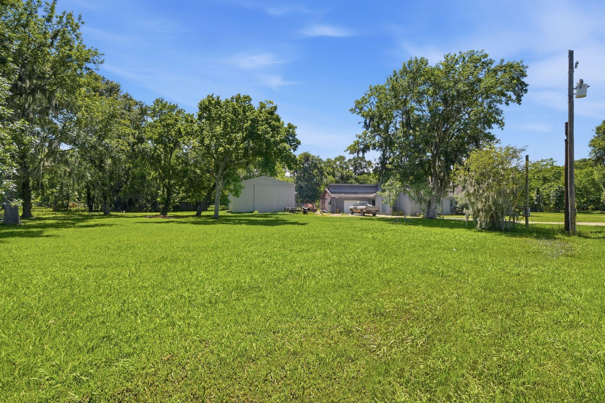151 Tweedy Lane