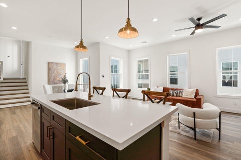 Photo of 1142 W 16th Street, Houston, TX 77008 (MLS # 34875457)
