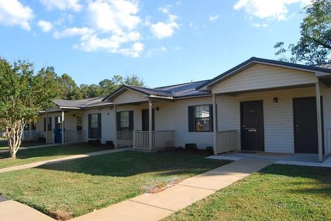 Photo of 1 Ivy St, Other, AL 36454 (MLS # 60338273)