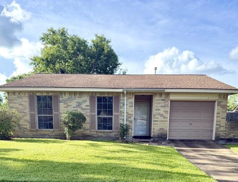 Photo of 2530 Knoxville Drive, League City, TX 77573 (MLS # 72151424)