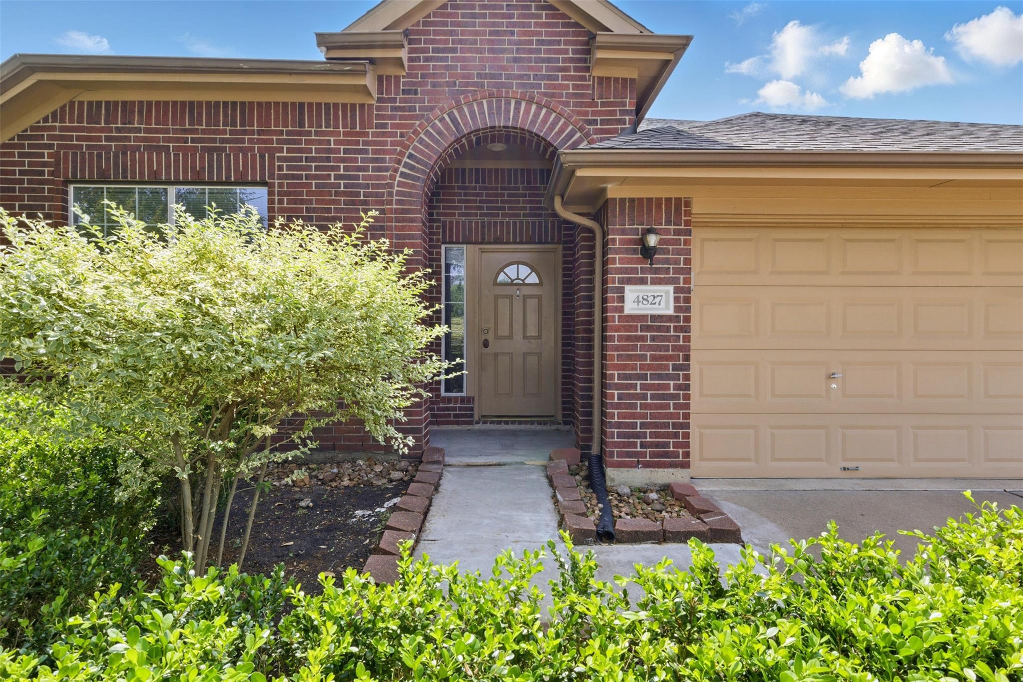 4827 Claymill Court