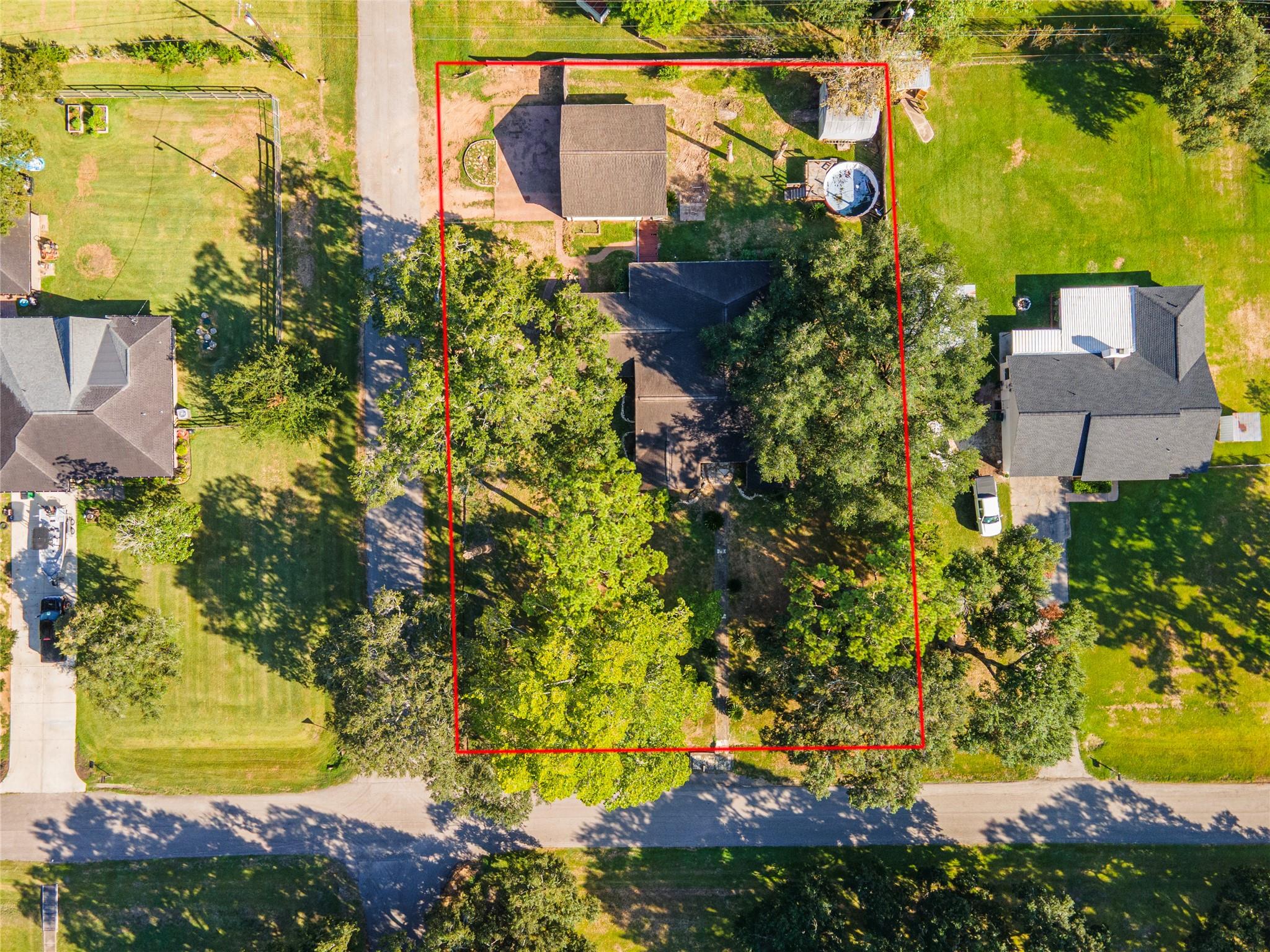 6903 Meadowlark Lane