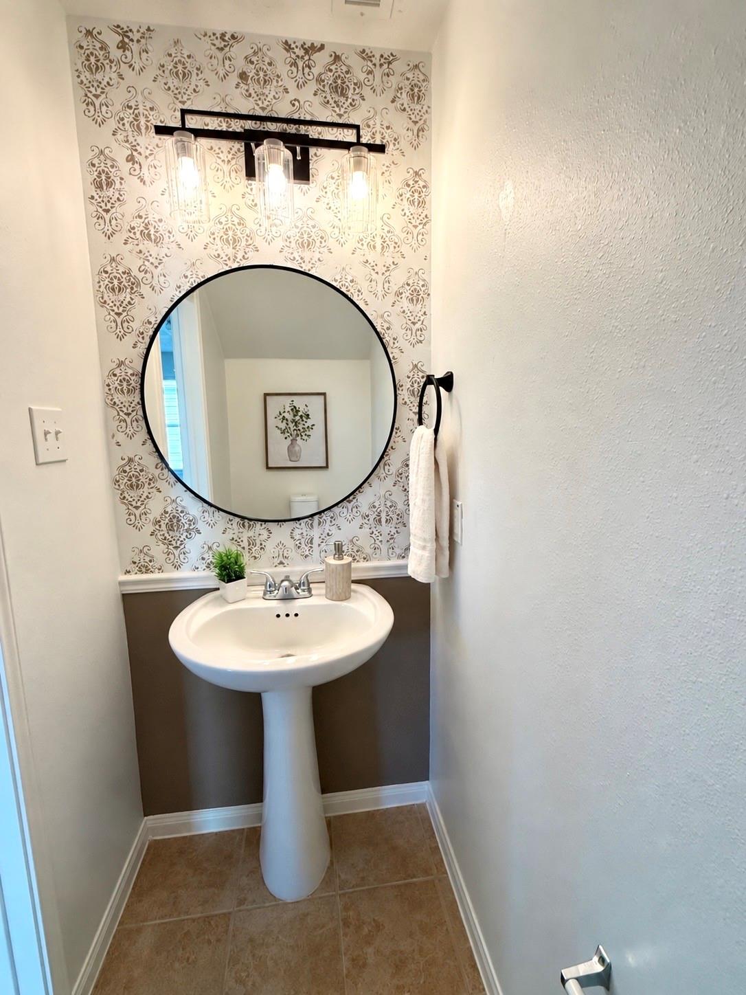 11803 Red Hummingbird Drive