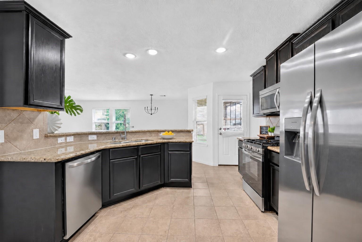 11803 Red Hummingbird Drive