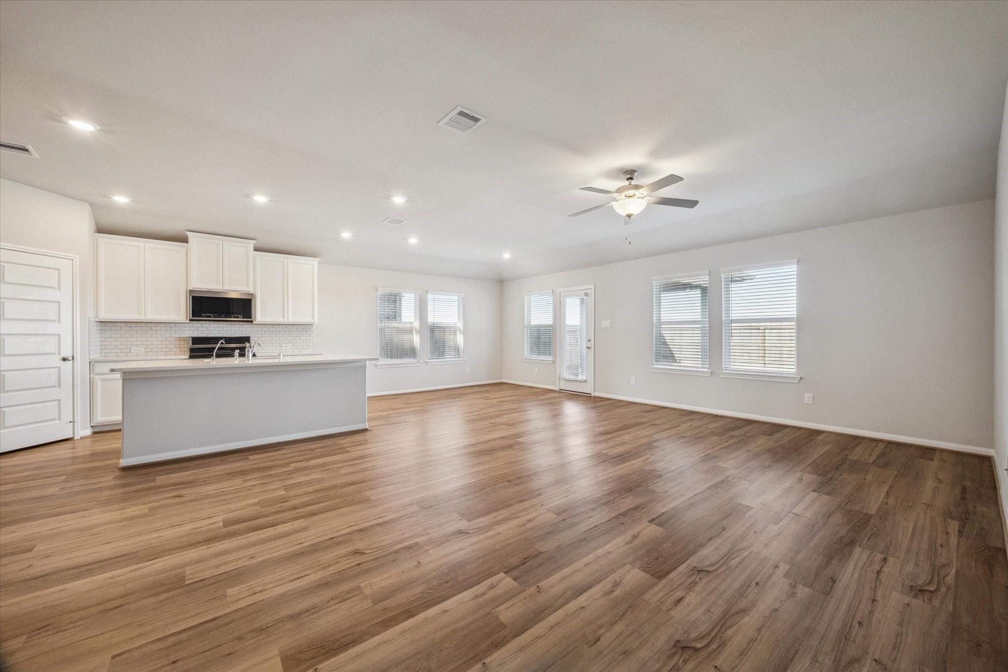 10008 Deussen Lane