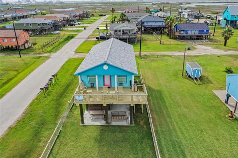 Photo of 722 Ft Velasco Drive, Freeport, TX 77541 (MLS # 19475037)