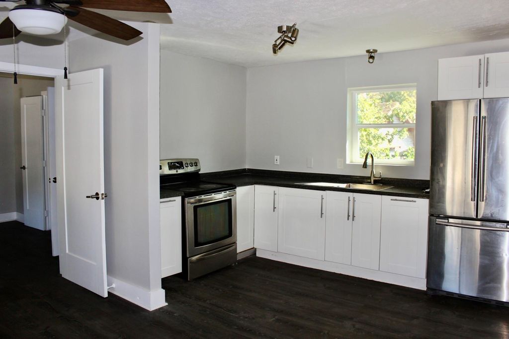 Photo of 6832 Ave I, Houston, TX 77011 (MLS # 42133633)
