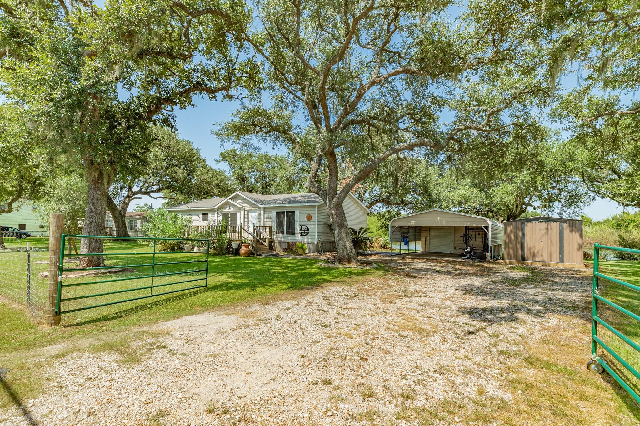 2910 Shady Creek Lane