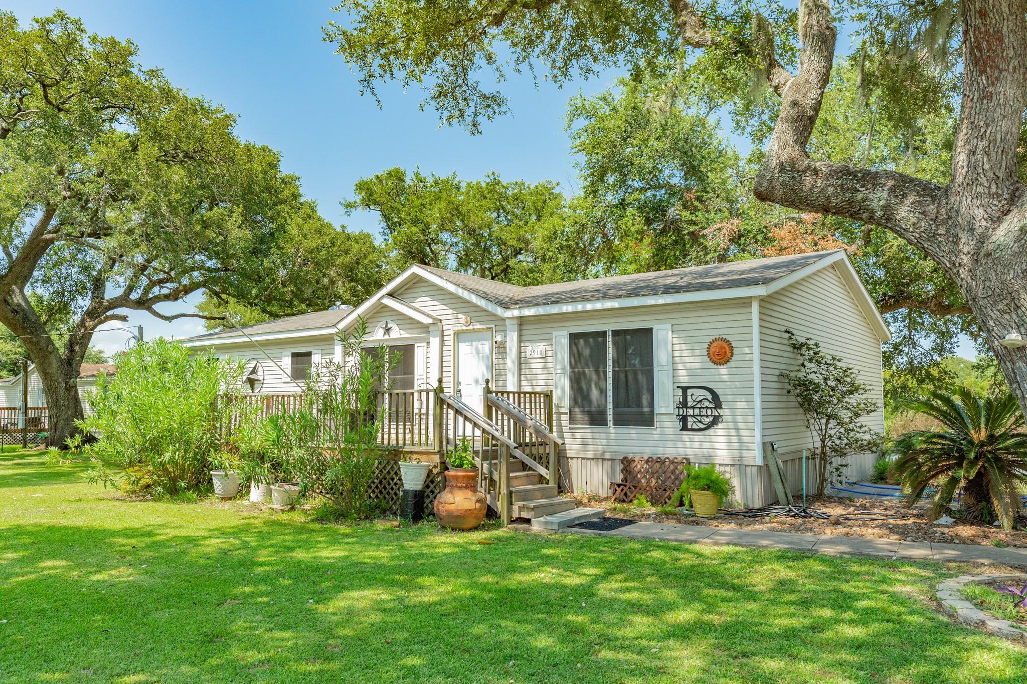 2910 Shady Creek Lane