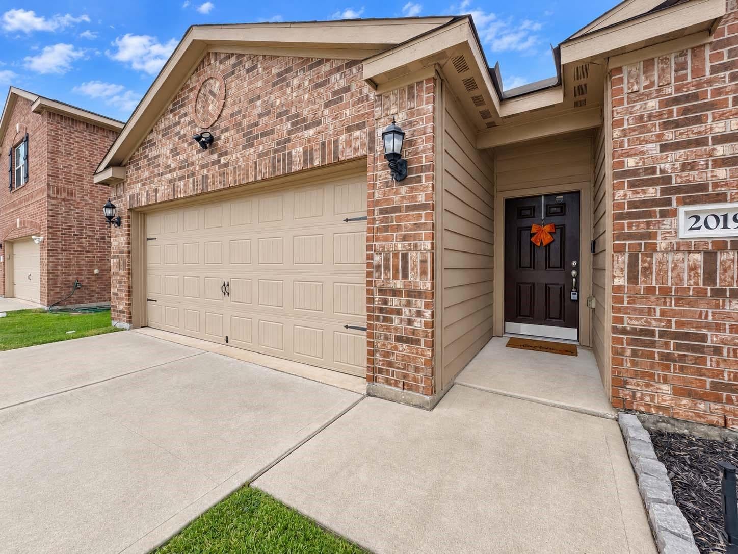 2019 Heath Ridge Lane