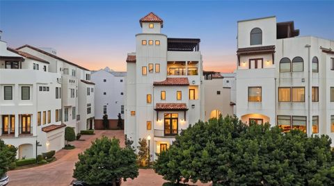 215 Calle Ronda Place Houston TX 77007