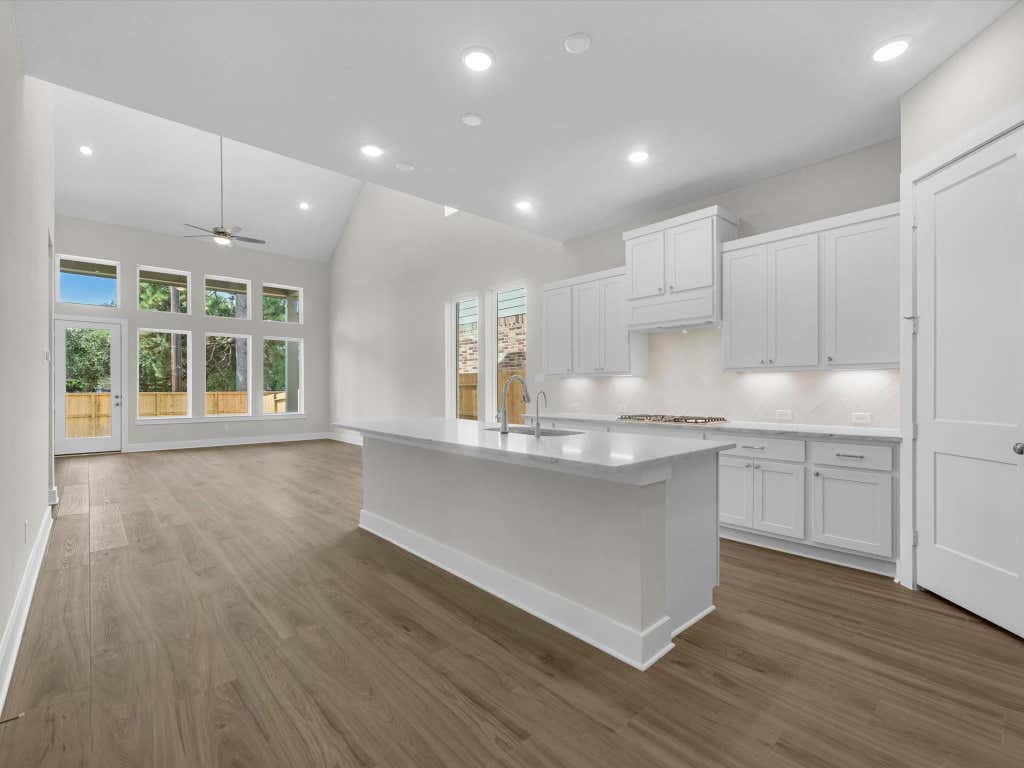 Photo of 17823 Quartz Springs Lane, Tomball, TX 77377 (MLS # 44649706)