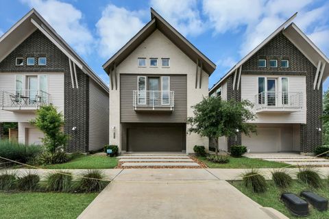 Photo of 1046 Homer Street, Houston, TX 77091 (MLS # 18084329)