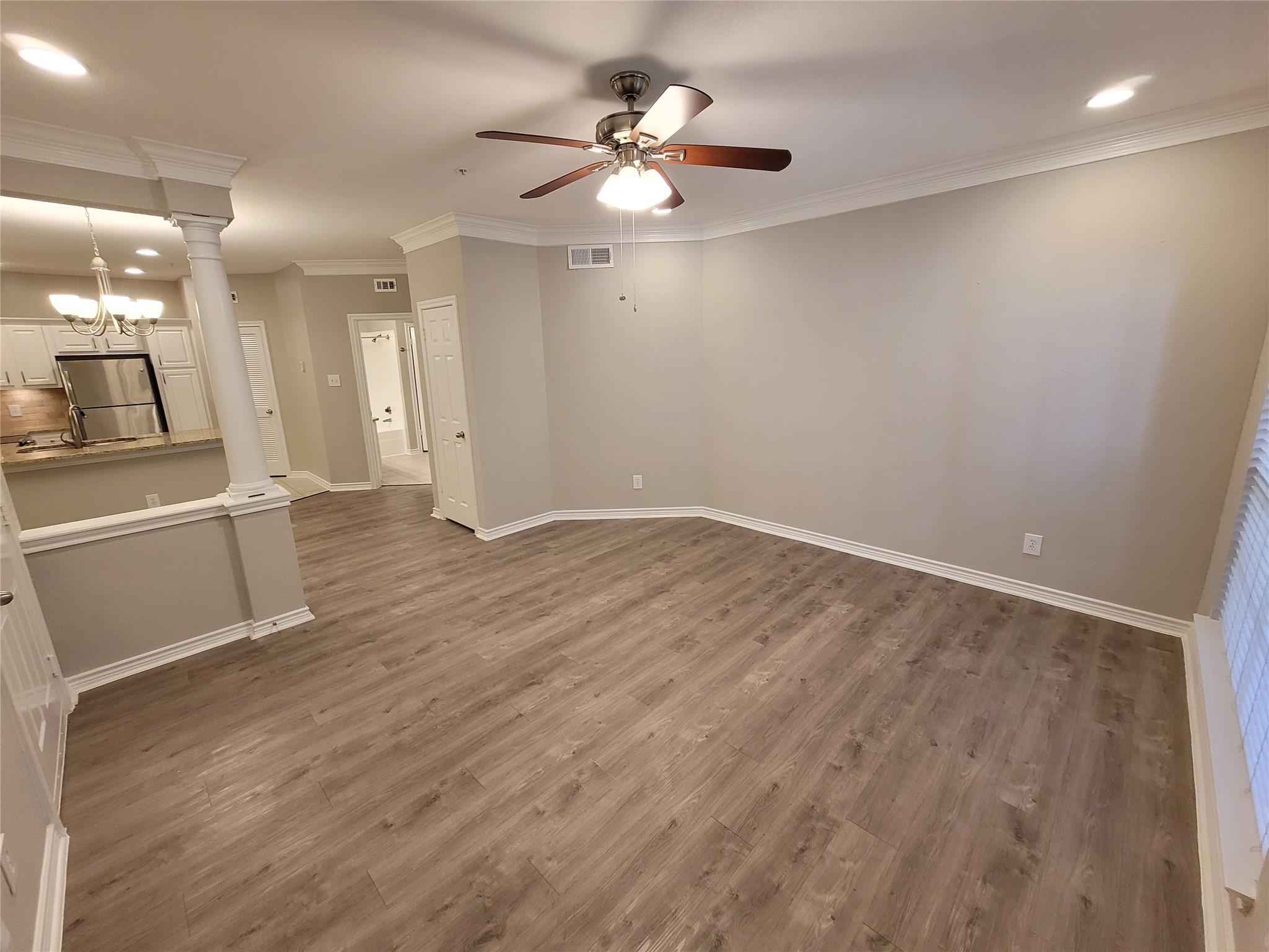 1919 Post Oak Park Drive 2207