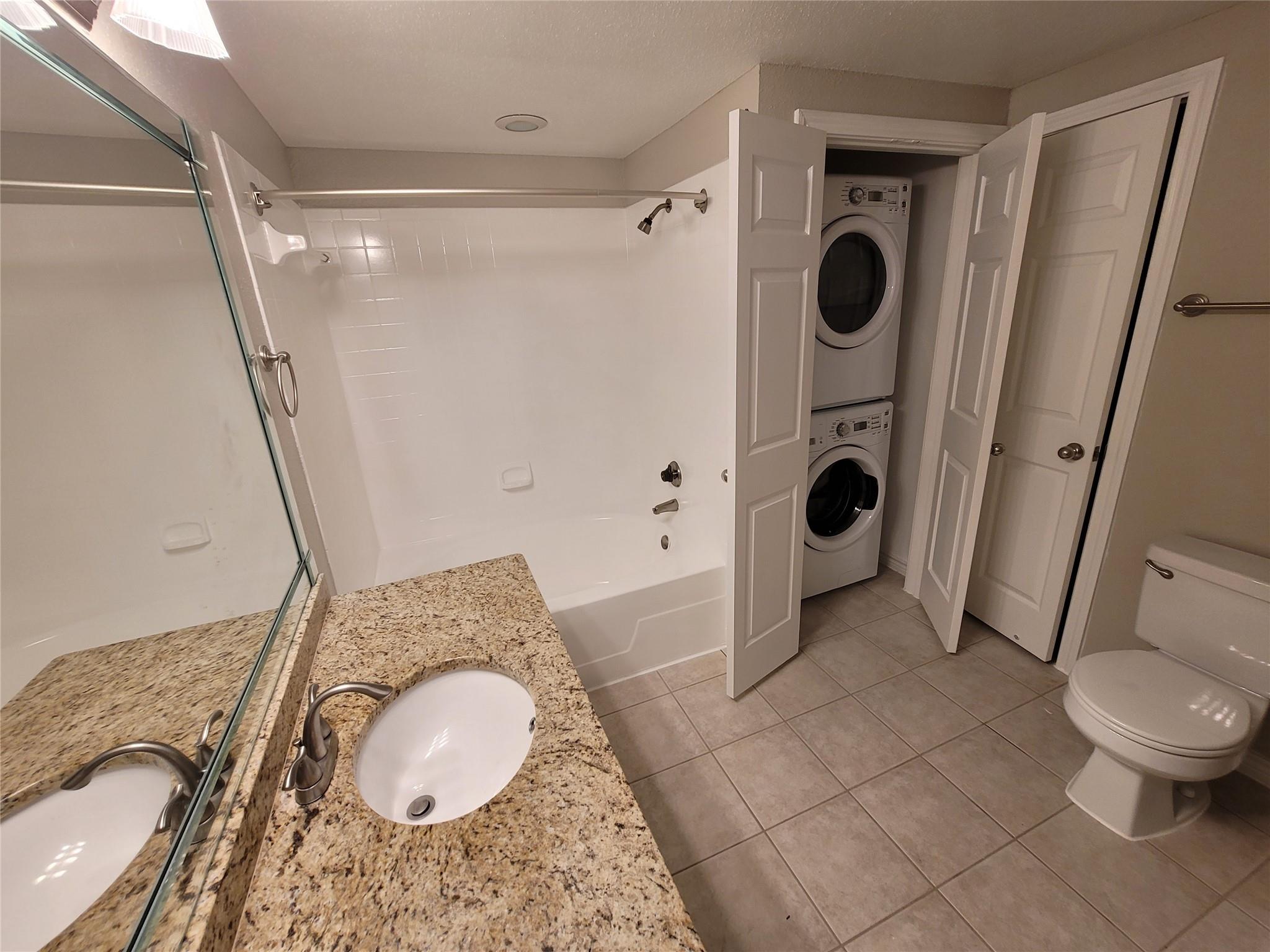 1919 Post Oak Park Drive 2207