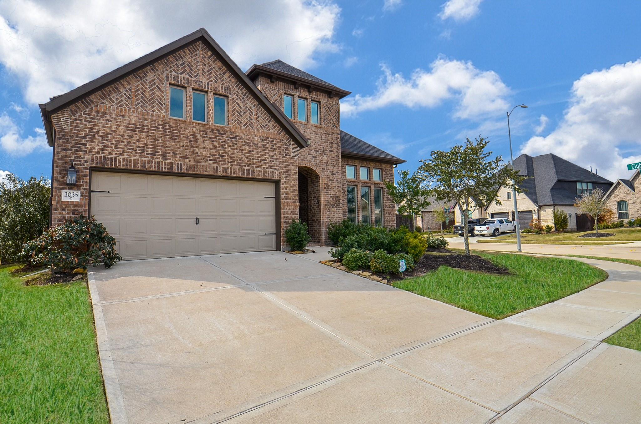 3035 Dragonlet Lane