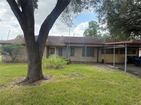 Photo of 1316 Avenue L, South Houston, TX 77587 (MLS # 25172037)