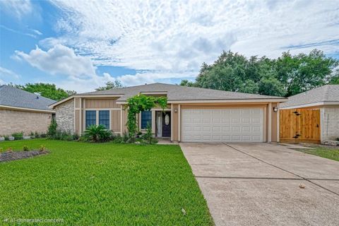 Photo of 1235 Summer Park Lane, Katy, TX 77450 (MLS # 26771701)