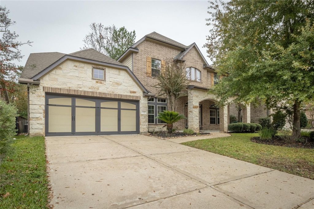 Photo of 70 S Almondell Circle Cir, The Woodlands, TX 77354 (MLS # 98943505)