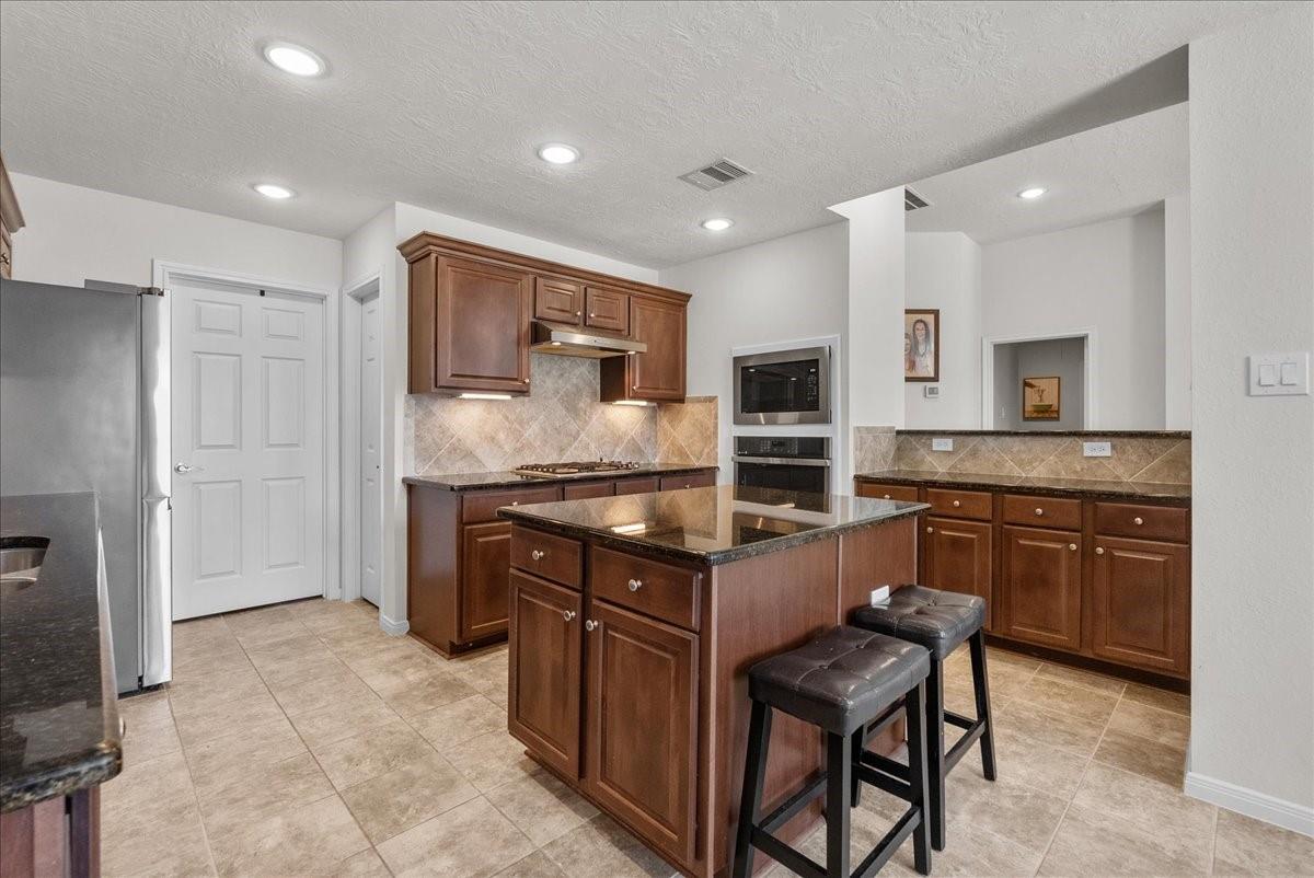 2111 Gilbert Road