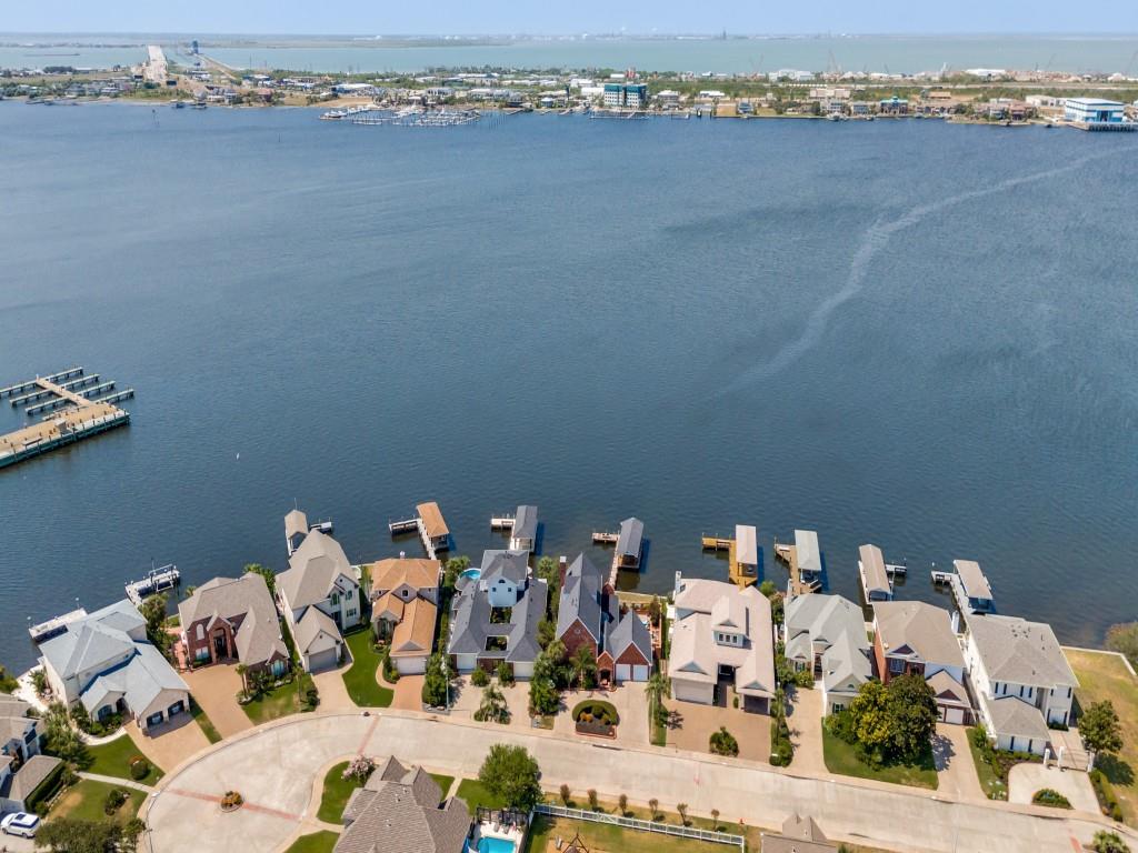 7312 Offats Point Circle
