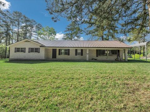 Homes For Sale - 19506 State Highway 7<br/> Houston County, Kennard, TX 75847