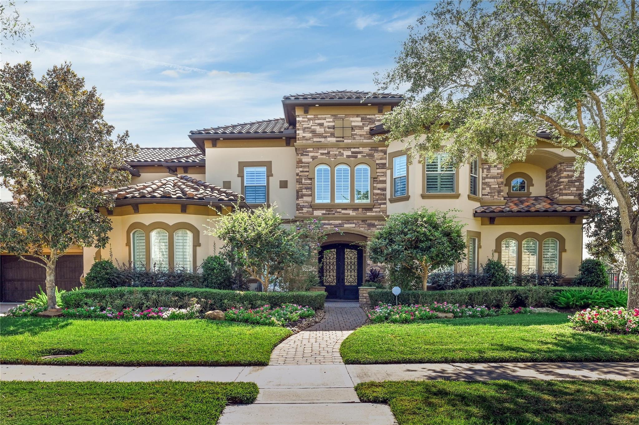 5006 Water View Bend