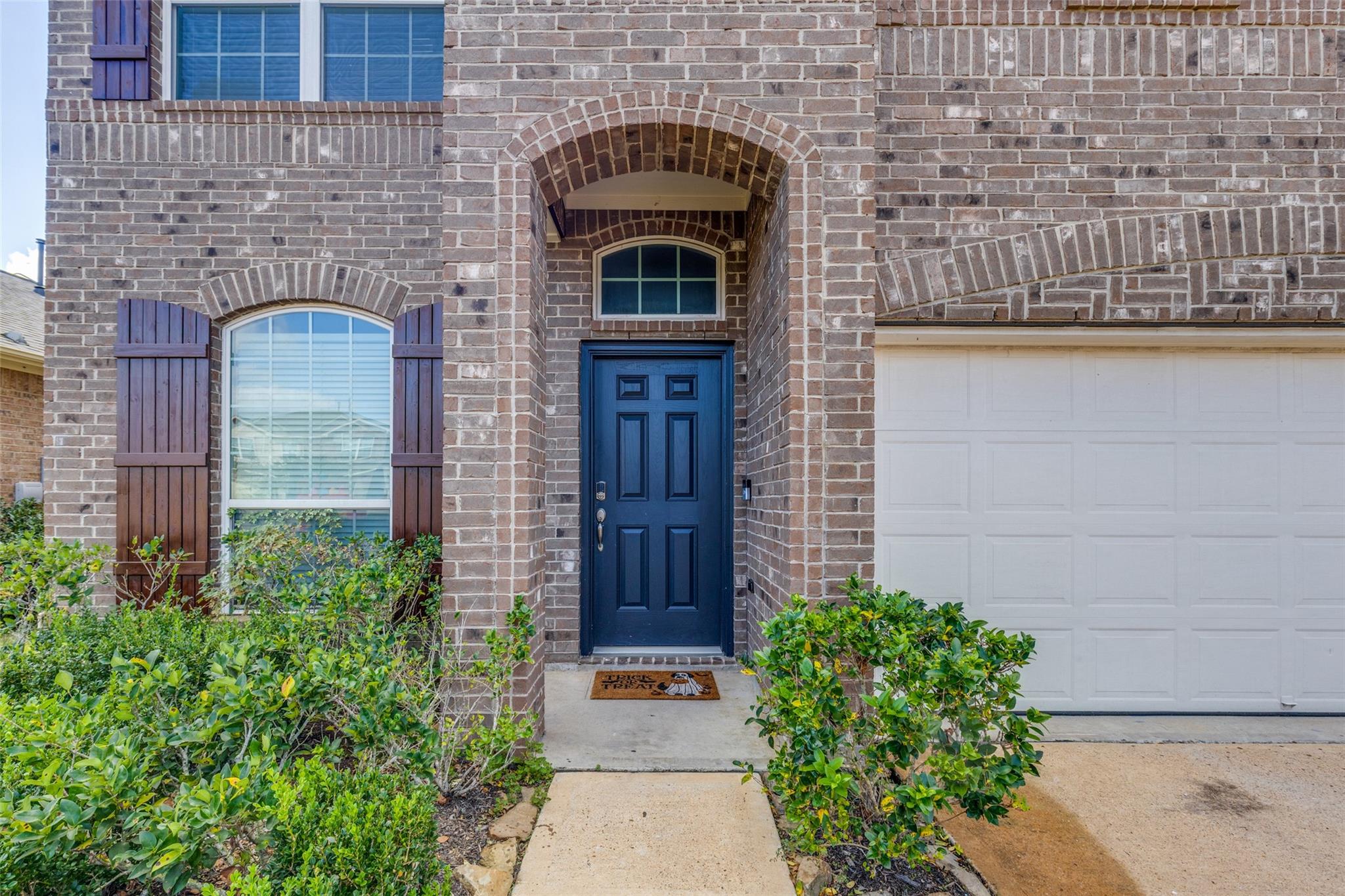 32719 Oak Heights Lane