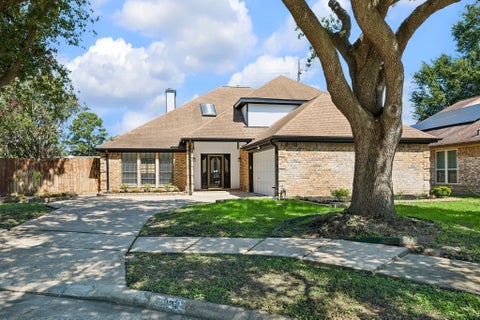 Photo of 19922 Hoppers Creek Drive, Katy, TX 77449 (MLS # 88404139)