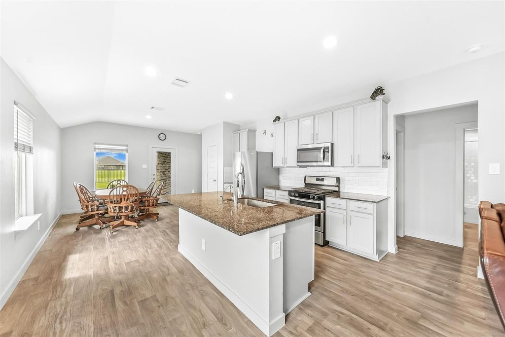 Photo of 1514 Truckee River Drive, Rosharon, TX 77583 (MLS # 51388454)