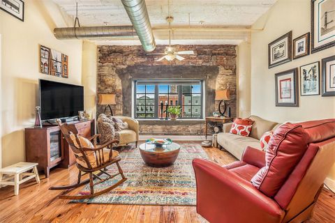 Photo of 104 Moody Avenue #313, Galveston, TX 77550 (MLS # 28245244)