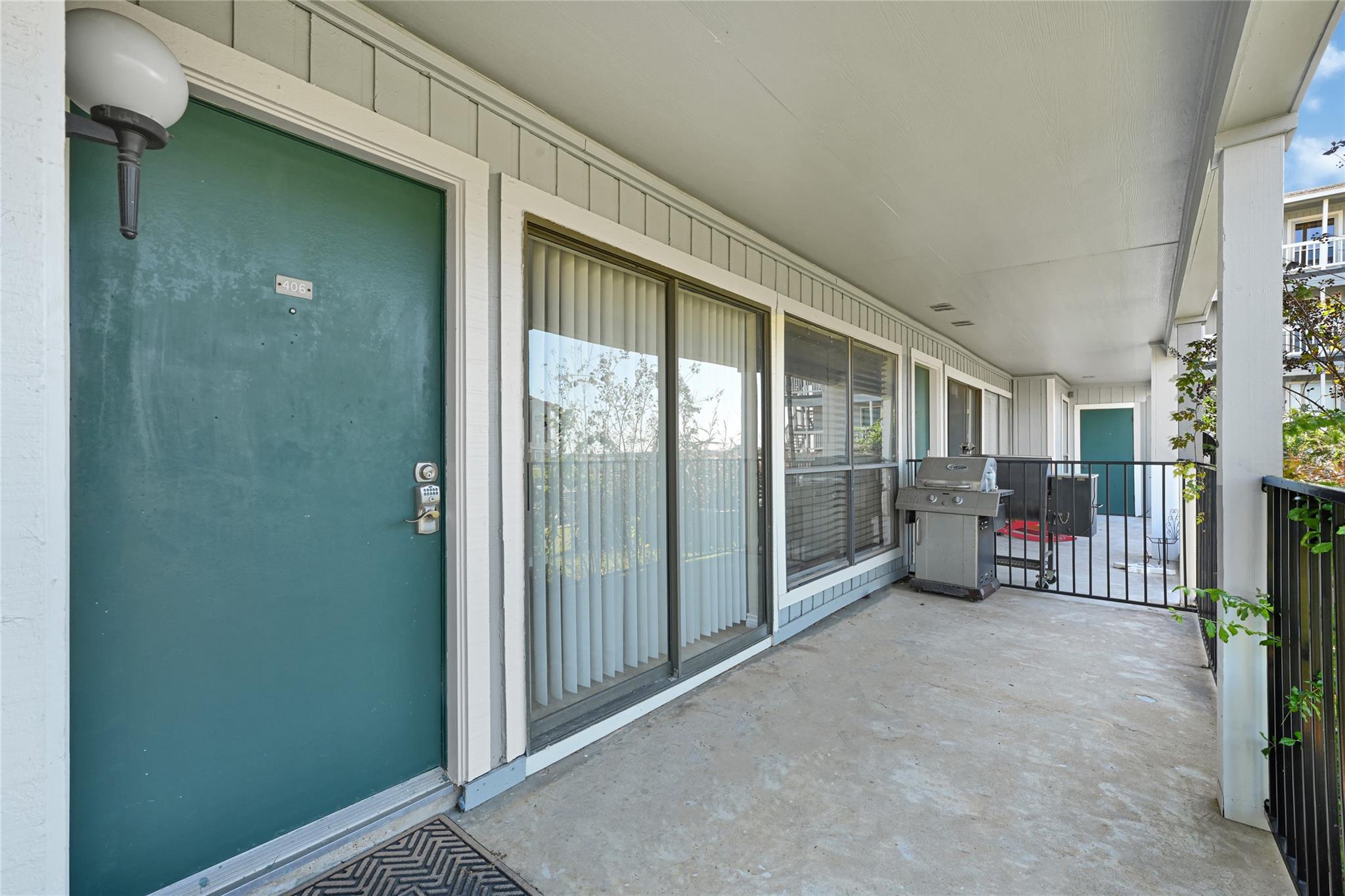 4011 Nasa Rd 1 406