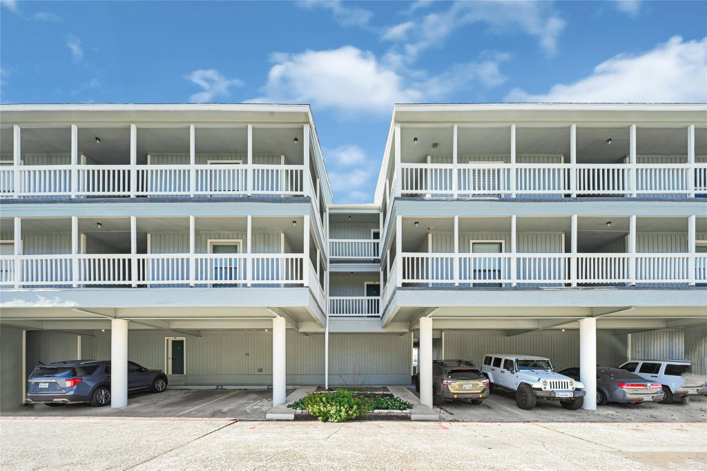 Photo of 4011 Nasa Rd 1 #406, El Lago, TX 77586 (MLS # 92279470)