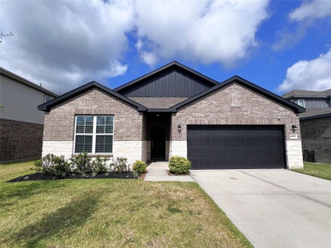 Photo of 2002 Champions Drive, Navasota, TX 77868 (MLS # 27873195)