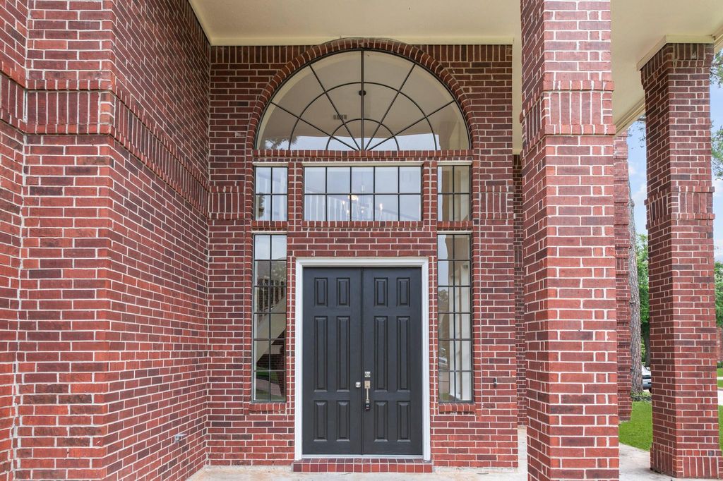 Photo of 17402 Wilton Park Court, Spring, TX 77379 (MLS # 87137233)