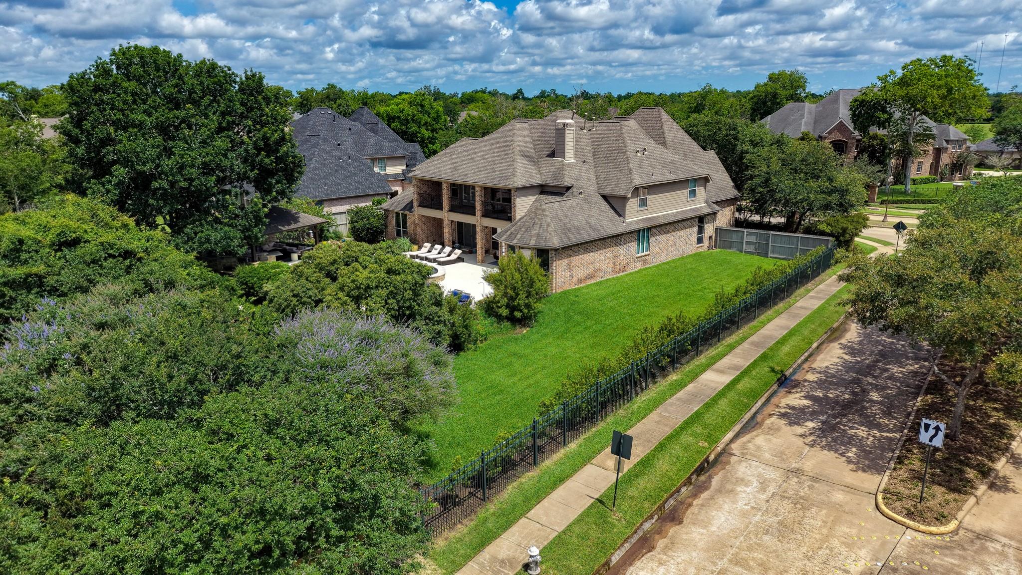 18 Waters Lake Boulevard