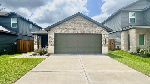 Photo of 1354 Heather Rosewood Lane, Conroe, TX 77301 (MLS # 49399405) Photo of 1354 Heather Rosewood Lane, Conroe, TX 77301 (MLS # 49399405)