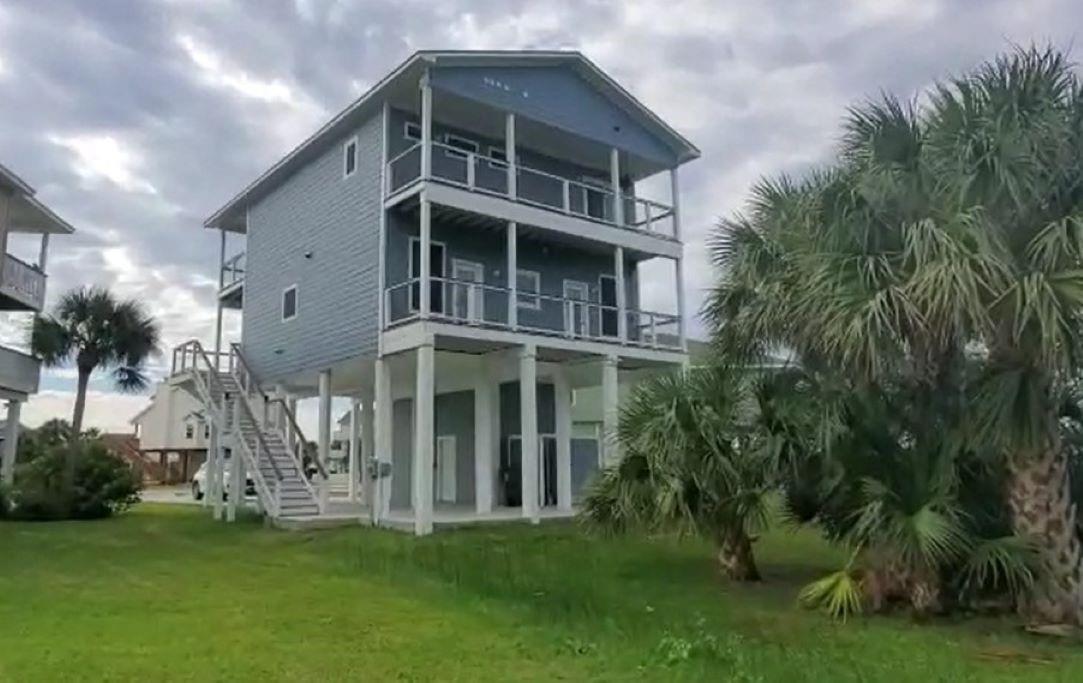 3903 Pirates Beach Blvd Court