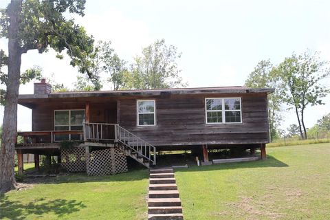 Photo of 1262 Yaupon Cove Drive, Onalaska, TX 77360 (MLS # 10133222)