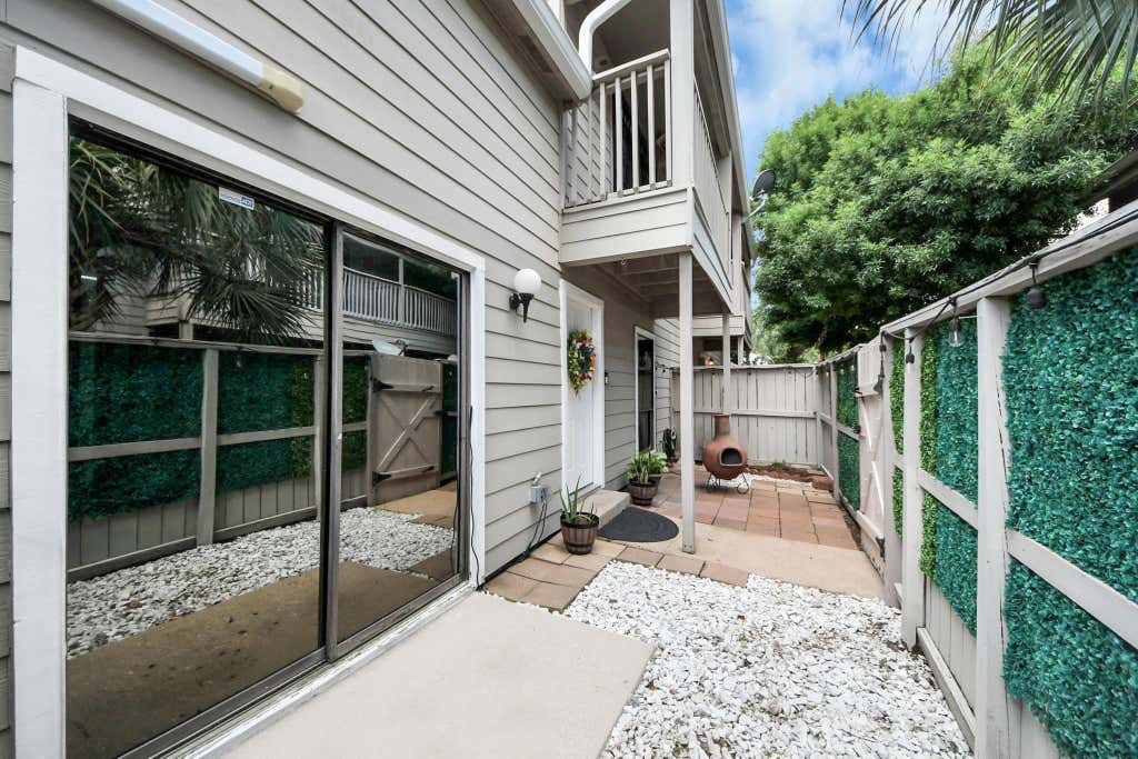 Photo of 9512 Windswept Lane #9512, Houston, TX 77063 (MLS # 68166622)