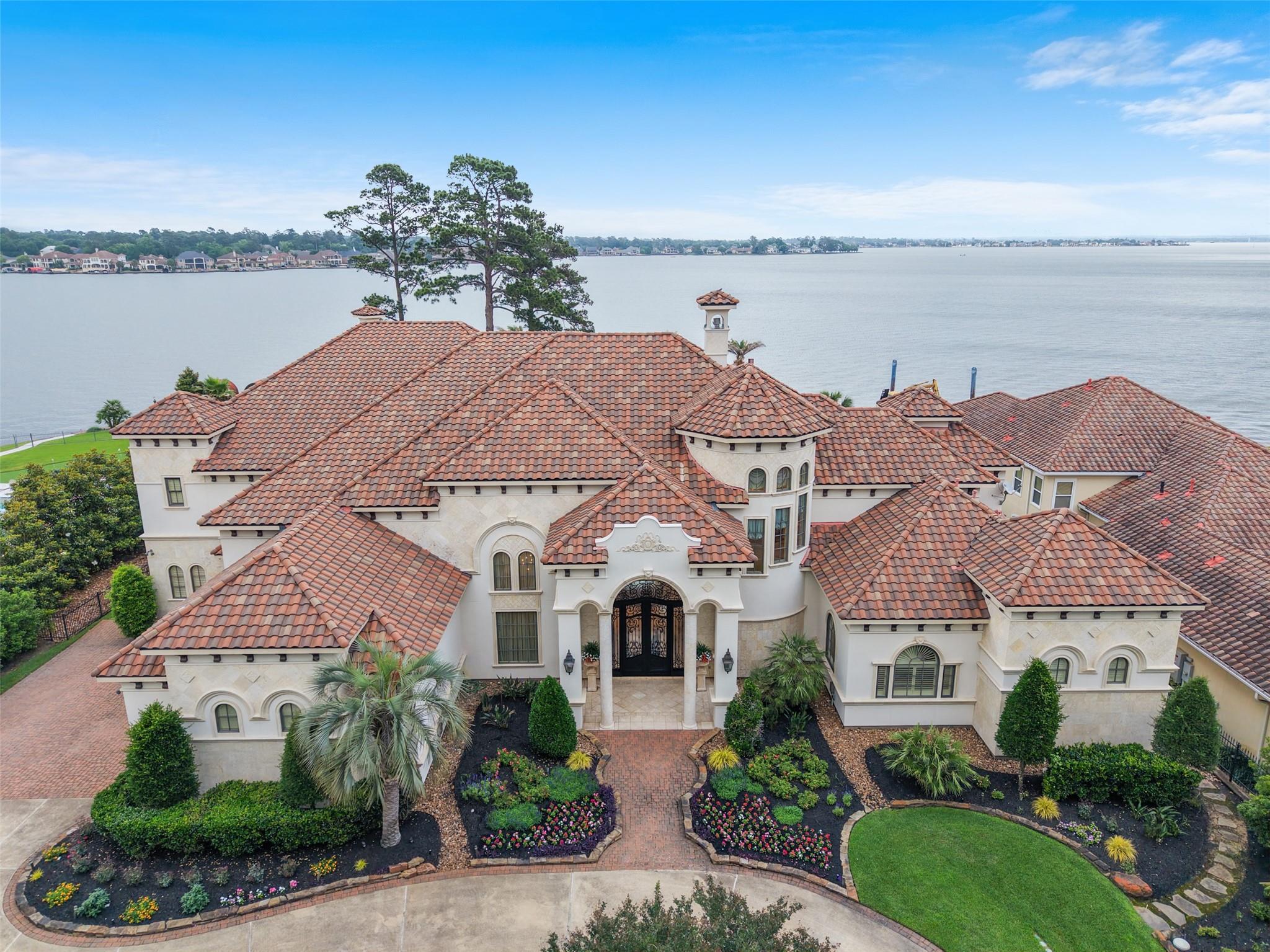 11322 Harbor Breeze Drive